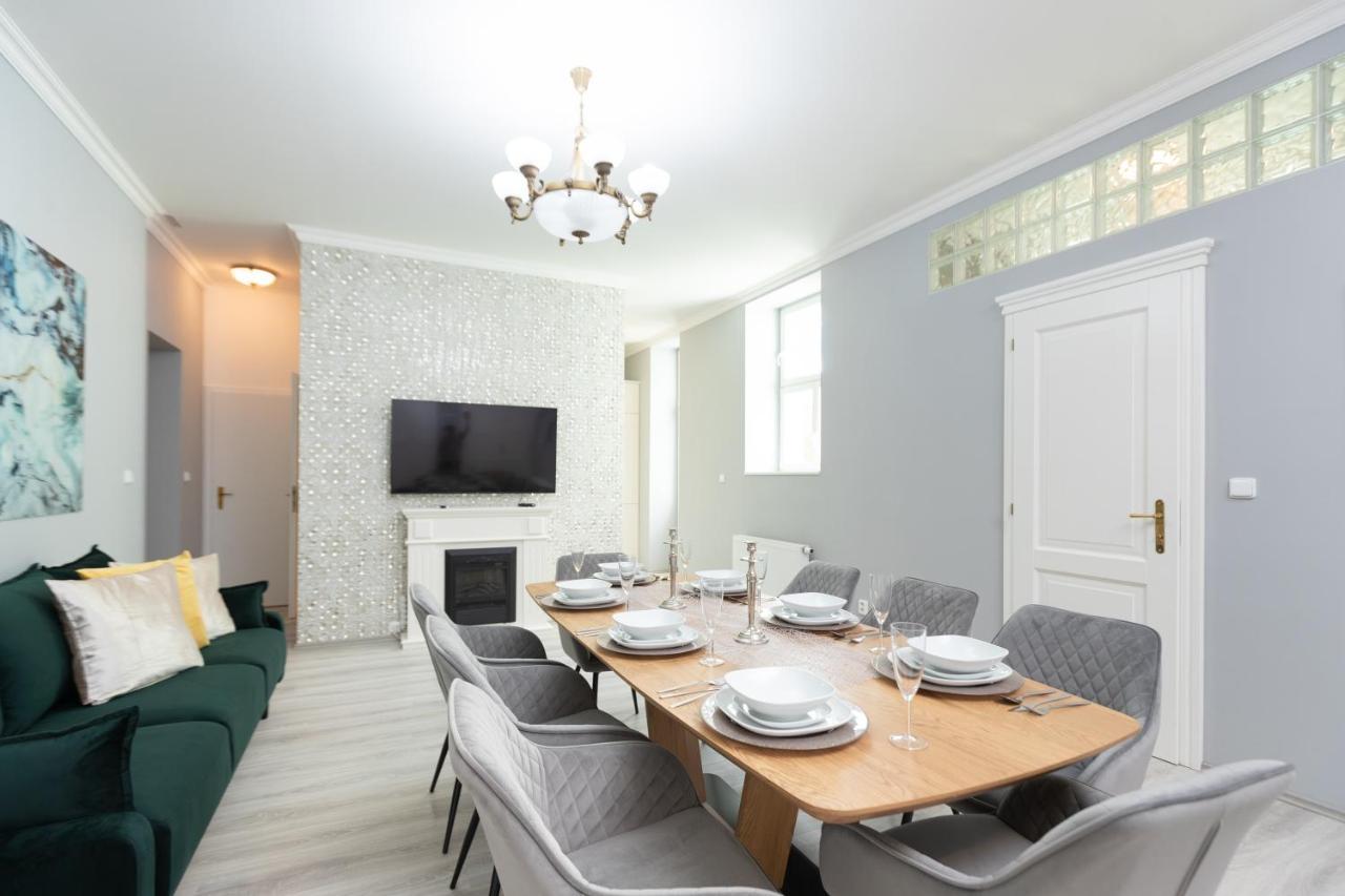 Apartmán Luxury 150m2 On Wencelas Square With Private Garage Praha